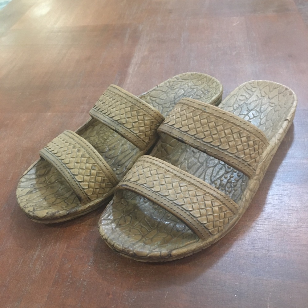PALI HAWAII Light Brown “Jandals” Slide Sandals US 7